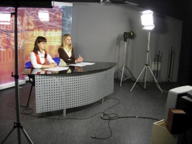 Телестудия. Фото с сайта www.kubus-gl.ru Телестудия. Фото с сайта www.kubus-gl.ru