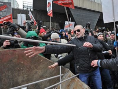 Сергей Удальцов на "Марше против подлецов". Фото: Павел Кассин, "Коммерсант"