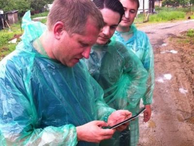 Блогеры в поисках дачи Якунина. Фото из блога naganoff.livejournal.com