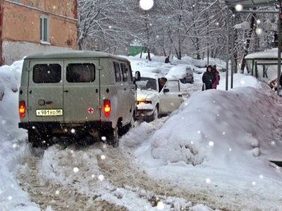 Снег в городе. Фото: Александр Воронин, Каспаров.Ru