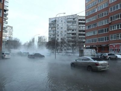 Коммунальная авария в Новосибирске, 11 января 2024 года. Фото: Александр Ощепков / НГС